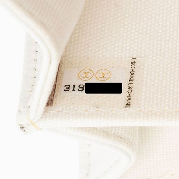 Chanel Caviar Leather Enamel Coco Clutch on Chain - Picture 7 of 10